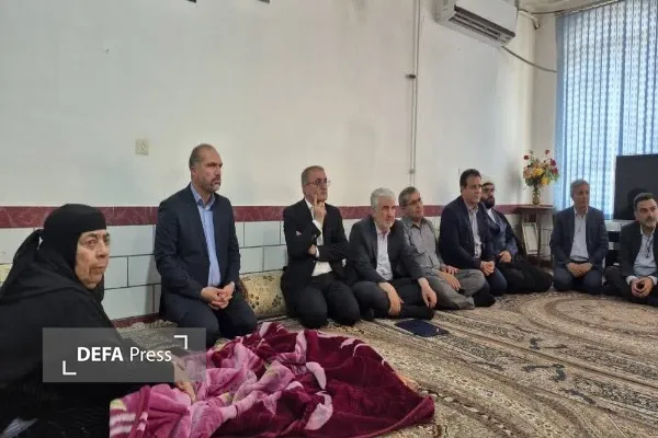 دیدار با همسر شهید