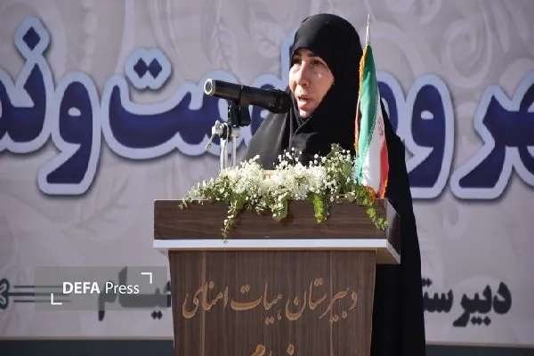 در طول سال تحصیلی جدید در کنار فرهنگیان کردستان حضور خواهم داشت