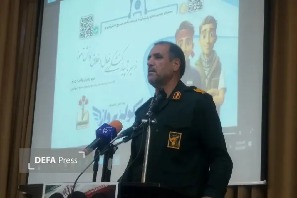 نقش و رسالت دانش‌آموزان در آینده انقلاب بسیار سنگین است