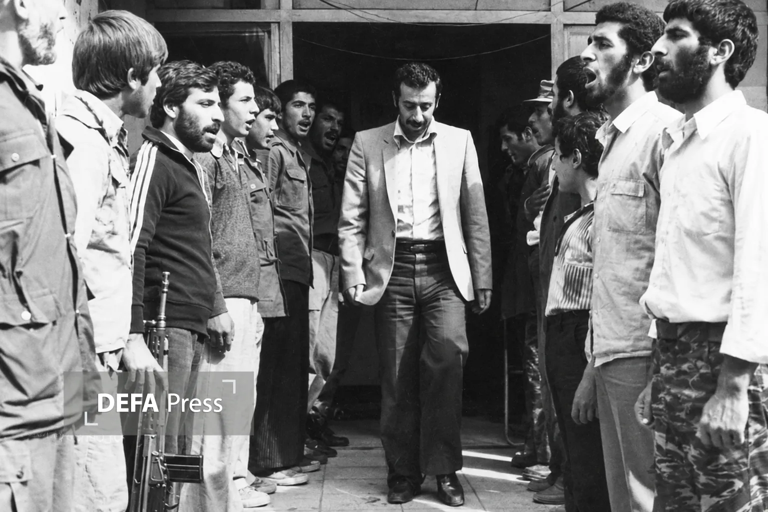 وزیری که در روز‌های آغاز جنگ راهی آبادان شد