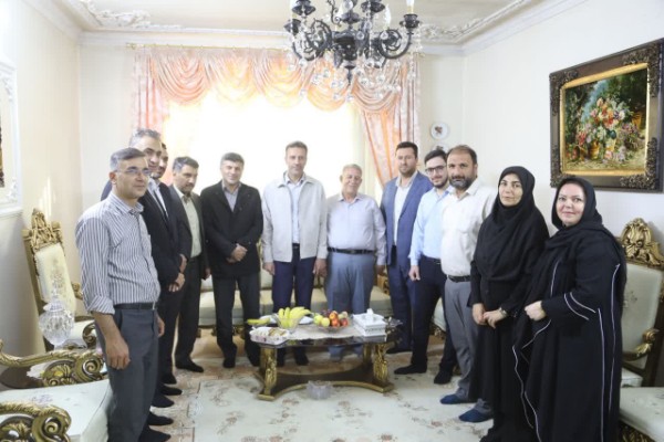 دیدار شهردار و رئیس شورای اسلامی شهر زنجان با آزاده سرافراز شهرداری