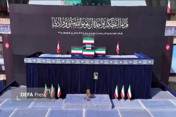 عهد جهادگران با سومین رهبر انقلاب اسلامی بر مبنای قرآن مجید