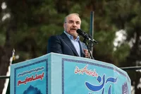 قالیباف: کشور بدون استقلال عزت و قدرت ملی ندارد/ استقلال ایران قابل معامله نیست