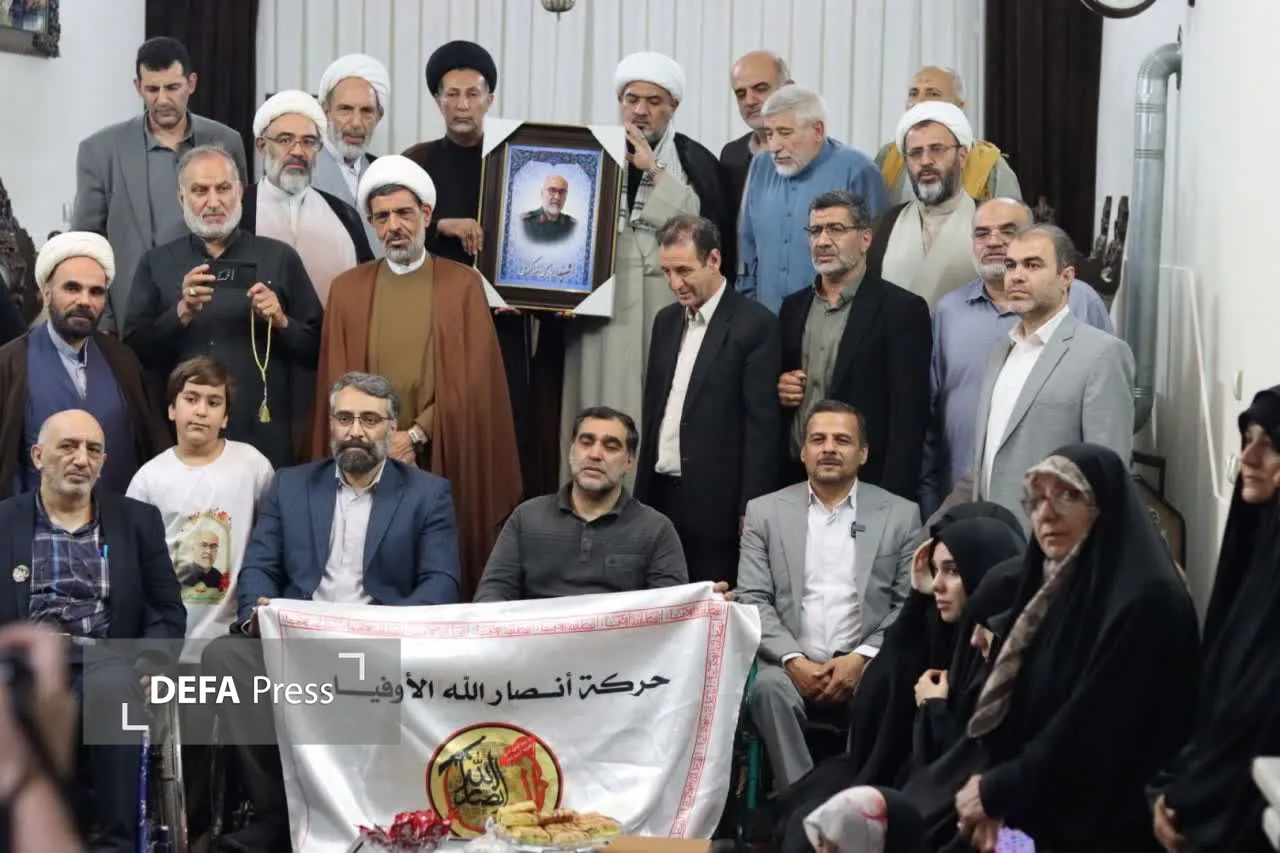 دیدار با خانواده شهید اسماعیل شاکری