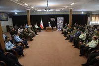 تصاویر/ دیدار جمعی از فرماندهان نیروهای نظامی و انتظامی همدان با نماینده ولی فقیه در استان