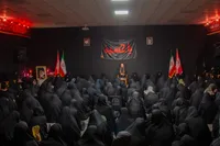 تصاویر/ مراسم عزاداری و روضه در رثای آقای شهید ایران در بیت امام جمعه زنجان
