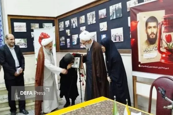 برگزاری آئین رونمایی از کتاب «نامه‌های ملکوتی» در بابل+ تصاویر