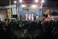 تصاویر/ جلوه‌هایی از حضور شبانه و اجتماع عظیم مردم انقلابی سنندج