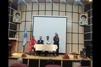 مراسم بازخوانی روایت ایثارگری کادر درمان در دوران جنگ در سنندج برگزار شد
