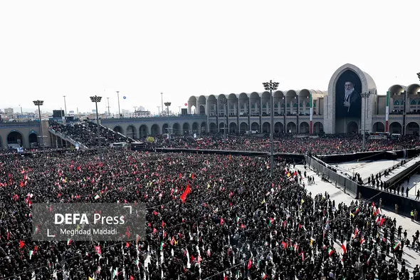 فیلم/ روز نخست وداع ملت ایران با قائد شهید امت