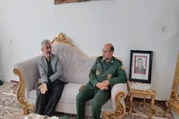 تصاویر/ تجلیل از خانواده دانش‌آموز شهید «ماهان زارعی» در شهرستان کامیاران