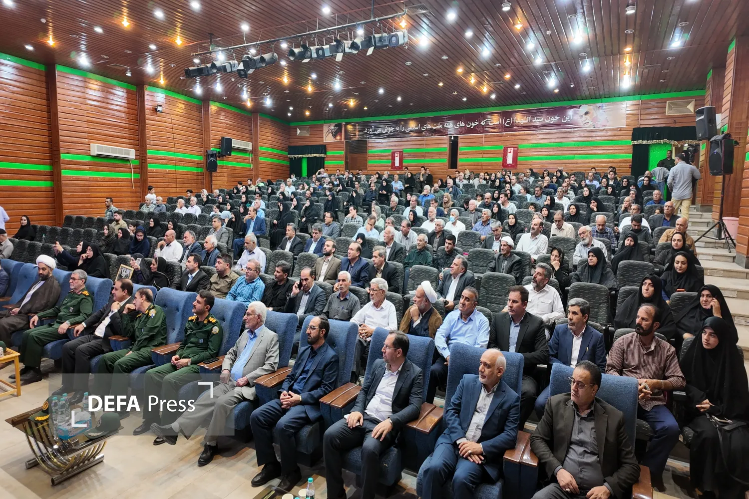 اسوه‌های صبر و ایستادگی در همایش «الماس‌های درخشان» ایلام