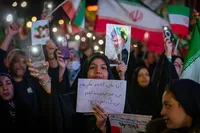 تصاویر/هفتاد و هفتمین شب از اجتماعات مردمی «شب‌های اقتدار» سمنان