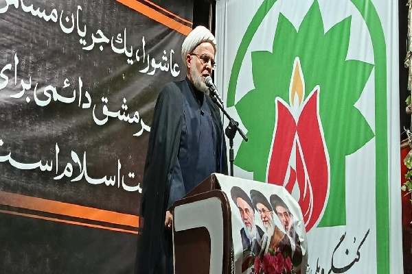 دشمن با دروغ و تحریف و تردید به دنبال تضعیف اقتدار ایران است