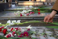برگزاری مراسم گلباران و عطرافشانی مزار شهدای تویسرکان