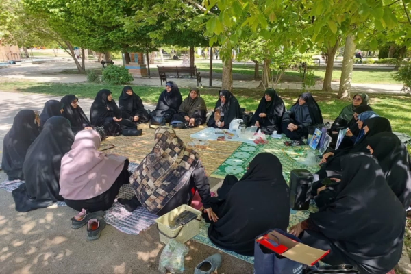 نشست هم‌اندیشی کانون خواهران شهدا با موضوع سبک زندگی و جهاد تبیین در قزوین برگزار شد