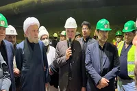تصاویر/بازدید آیت‌الله دژکام از پروژه اتصال خط ۱ و ۴ قطار شهری شیراز