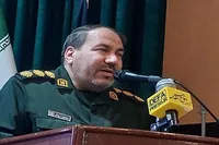 پاداش،: پاسداران با الگوگیری از عاشورا، ذخیره امنیت کشور هستند