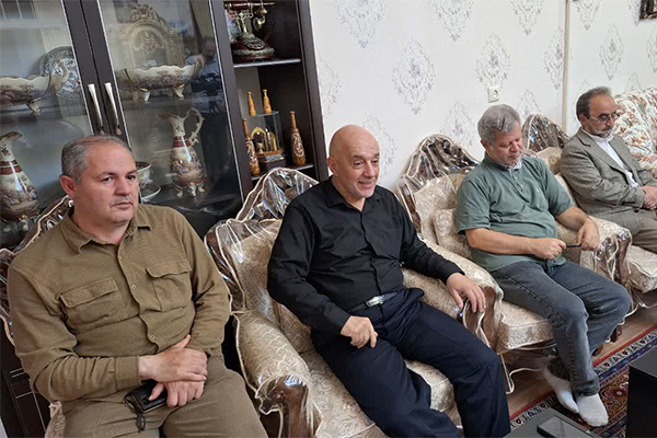 سردار کریمیان: بازگشت آزادگان جلوهای ماندگار از عزت و مقاومت بود سردار کریمیان: بازگشت آزادگان جلوهای ماندگار از عزت و مقاومت بود