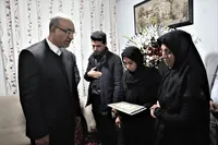 گفت‌وگوی معاون اول رئیس‌جمهور با خانواده شهیده «ملینا اسدی»