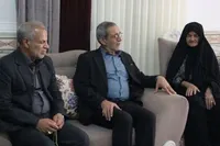 مدیرکل بنیاد شهید کرمان با خانواده‌های معظم شهدا در نرماشیر دیدار کرد