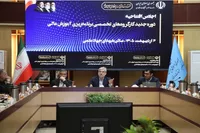 سیمایی صراف: باید برنامه‌های درسی و تقویم دانشگاهی بازنگری شود