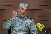 دریادار سیاری: تجارب جنگ‌های اخیر منجر به افزایش توان نیروهای مسلح می‌شود