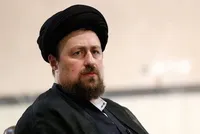 خمینی: بر مردم واجب است با لباس سیاه در مساجد و میدان‌ها حضور یابند/ باید از بغض حماسه بسازیم