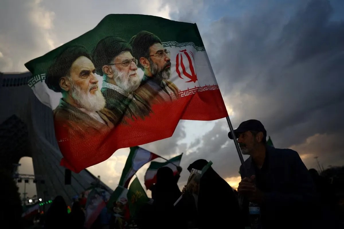 Command in the Field of Reorganization: The Message of the New Orders of the Iranian Armed Forces