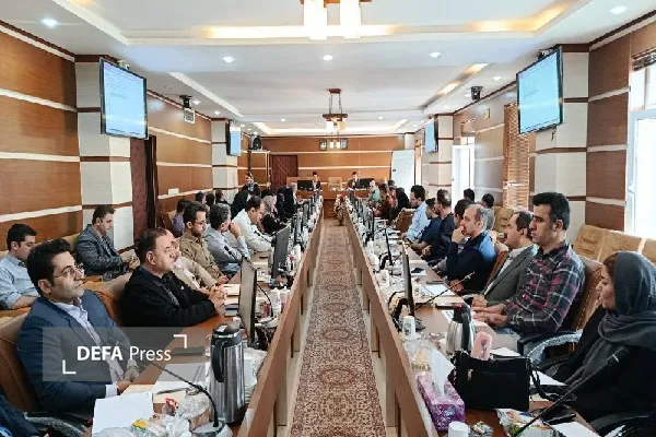 سهم ناچیز صنایع کردستان از اعتبار مالیاتی ۱۷ هزار میلیارد تومانی سهم ناچیز صنایع کردستان از اعتبار مالیاتی ۱۷ هزار میلیارد تومانی