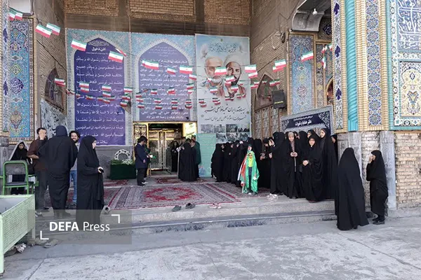 زیارت حرم مطهر سبز قبا