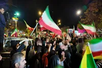 فیلم/ راهپیمایی دویست و سیزدهمین شب ایستادگی و مقاومت مردم خراسان شمالی به خون خواهی قائد شهید