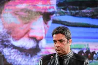 هادی: با وجود تهدیدات با شهامت در ایران ایستادیم