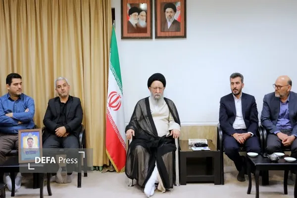 دیدار با نورمفیدی