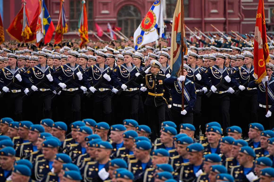 Displays Instead of Military Equipment on Victory Day