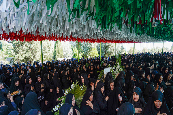 سالگرد شهدای جنگ ۱۲ روزه در خرم‌آباد+ تصاویر