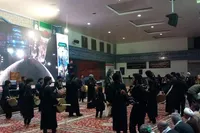 فیلم/ برگزاری آیین دمام‌زنی در مراسم هفتم شهادت امام حسین(ع) و اجلاسیه ۱۶۲ شهید کار و تولید در بیرجند