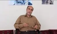 فیلم/ صرف غذا با دستان آغشته به خون