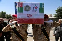 تصاویر/ تشییع پیکر مطهر شهید صمدی جانباز ۷۰ درصد زنجانی