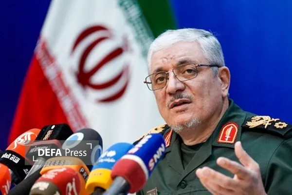 سردار طلایی‌نیک