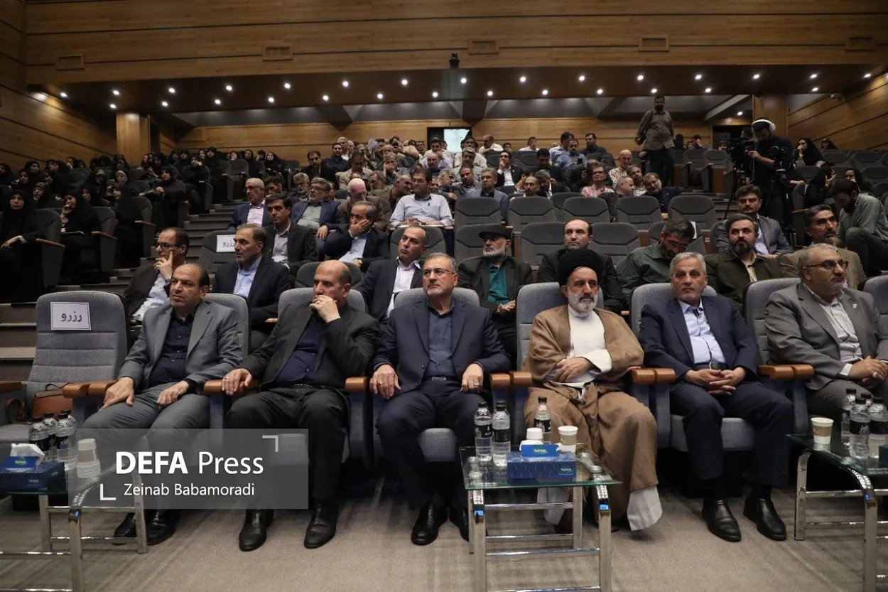 یادواره ملی شهدای بنیاد شهید در جنگهای تحمیلی دوم و سوم یادواره ملی شهدای بنیاد شهید در جنگهای تحمیلی دوم و سوم