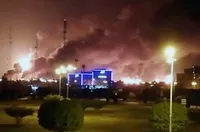 Йемен нанёс масштабный ракетный удар по нефтяным объектам Саудовской Аравии, запустив 30 баллистических ракет