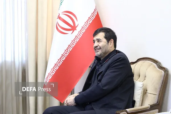 وزیر ورزش و جوانان وزیر ورزش و جوانان