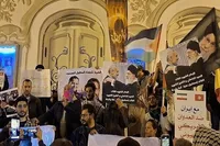 تونسی‌ها در حمایت از ایران راهپیمایی کردند