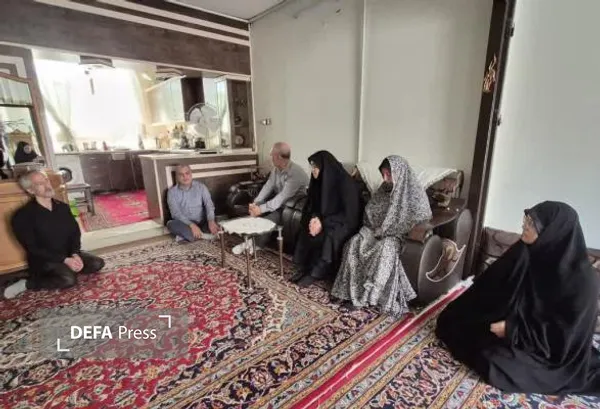 دیدار با خانواده شهدا دیدار با خانواده شهدا