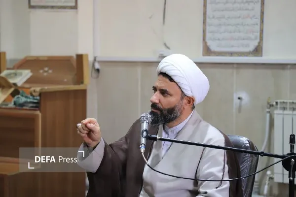 دشمن با شبهه‌افکنی به دنبال تضعیف نظام است و جهاد تبیین وظیفه‌ای همگانی است
