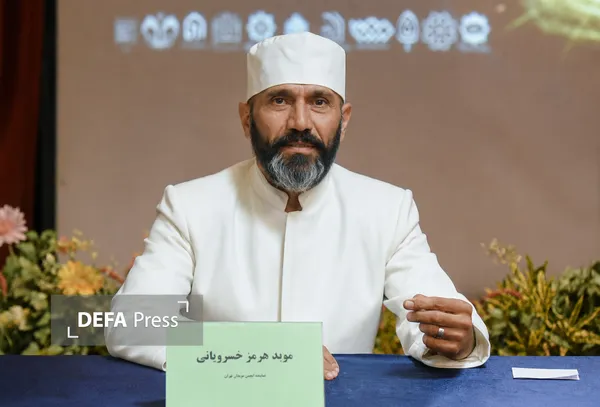 هرمز خسرویانی