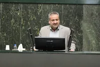 محبی: دشمن به دنبال مختل کردن اقتصاد ایران است