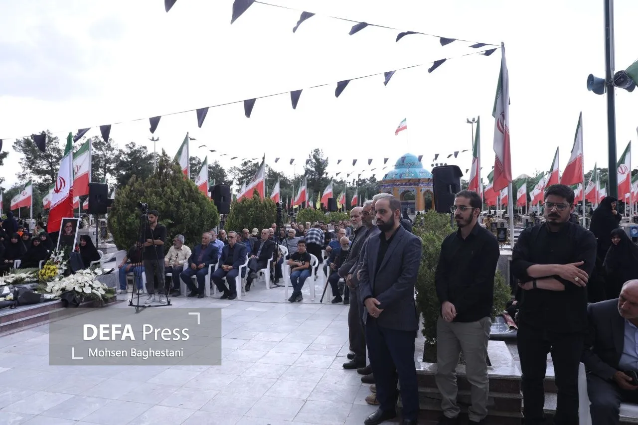 آئین گرامیداشت چهلمین روز شهادت سردار نائینی در کاشان برگزار شد+ تصاویر