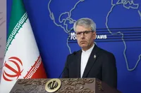 بقایی: اقتدار ملی تنها عامل بازدارنده در برابر زیاده‌خواهی بیگانه است